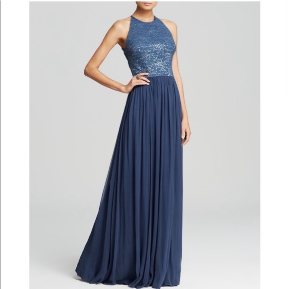 Vera Wang Dresses & Skirts - Vera Wang Lace Halter Oprn Back Dress